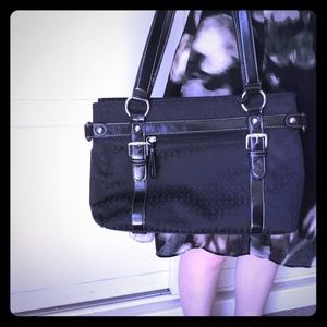 NWOT Black Giani Bernini Tote